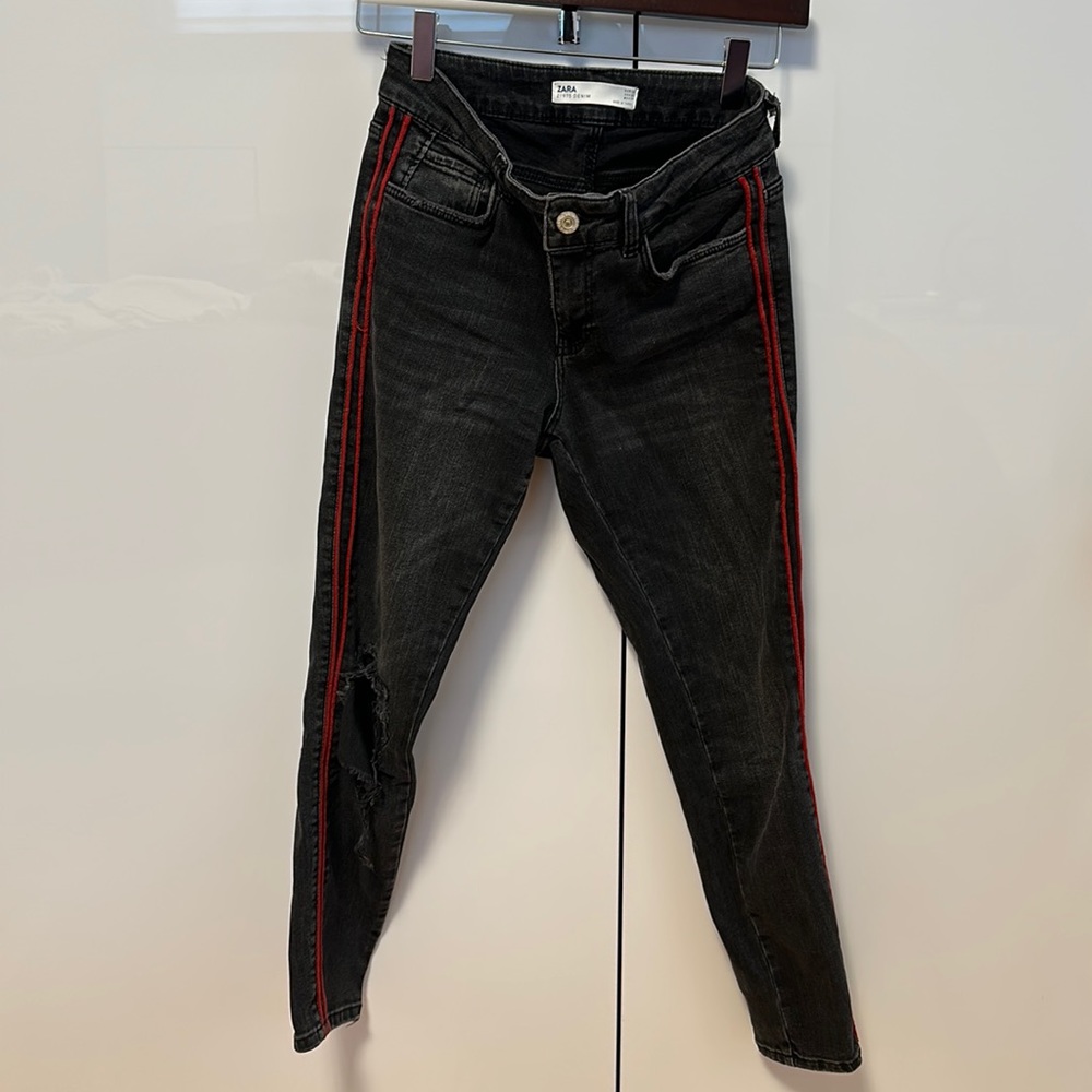 Zara jeans, size US 4